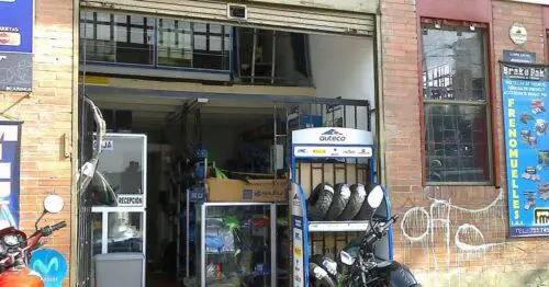 LLANTAS Y ACCESORIOS PARA MOTOS CARRERA 7F BOGOTÁ LLANTAS Y ACCESORIOS PARA MOTOS CARRERA 7F BOGOTÁ
